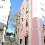 Alfama Graca District Typical & Bright , 3 Bedroom With Ac 1st Floor Apartamento *