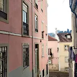 Alfama Graca District Typical & Bright , 3 Bedroom With Ac 1st Floor Apartamento Lisboa