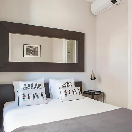 Alfama Graca District Typical & Bright , 3 Bedroom With Ac 1st Floor Lisboa