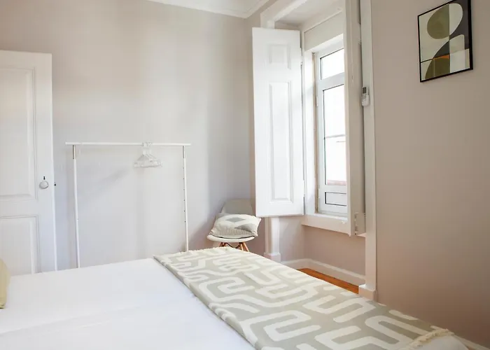 Apartamento Alfama Graça Neighbourhood Typical&bright 1st Floor