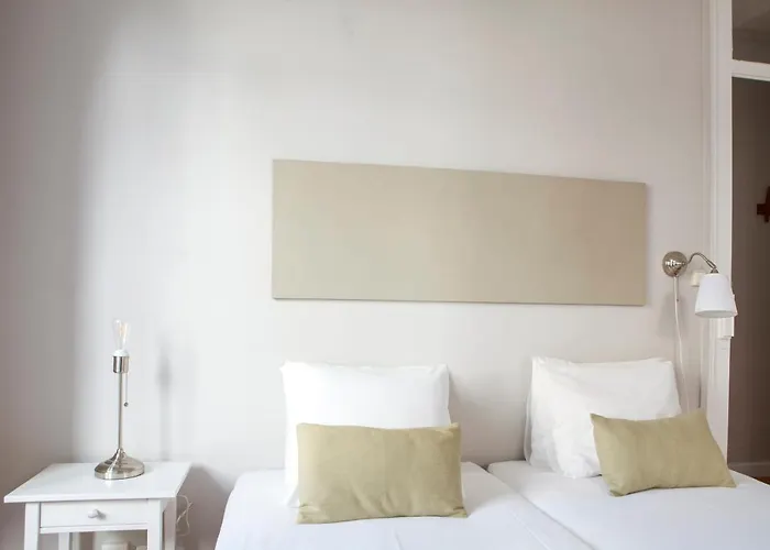 Alfama Graça Neighbourhood Typical&bright 1st Floor *