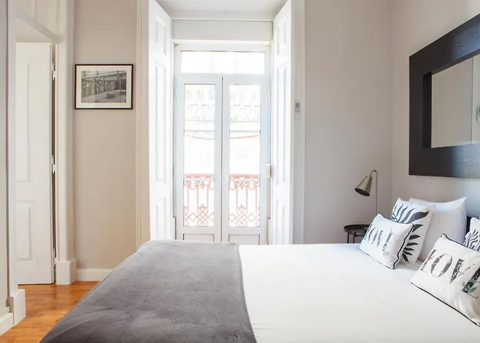 Apartamento Alfama Graça Neighbourhood Typical&bright 1st Floor